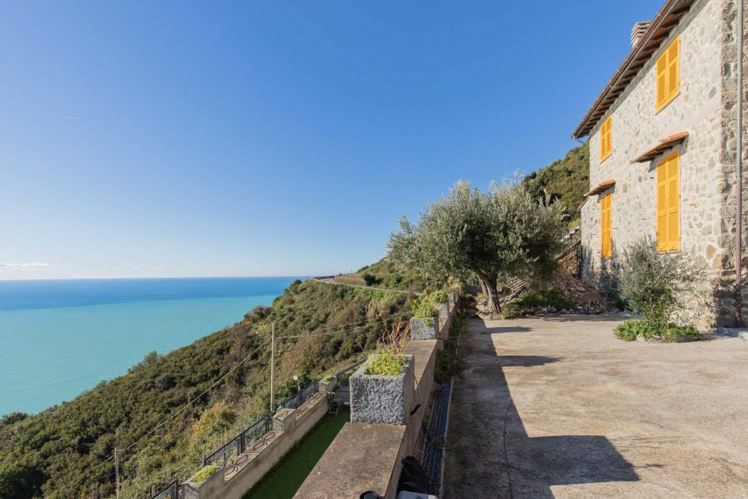 Vendita villa sul mare Vernazza Liguria foto 9